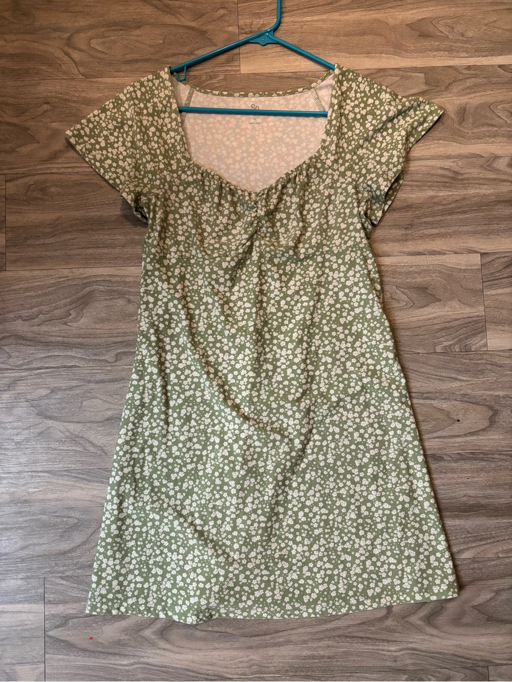 SO Olive Green Floral Short Sleeve Scoop Neck Dress